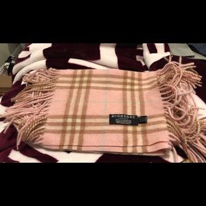 *VINTAGE* Burberry Nova Check Scarf